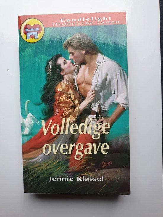 Volledige overgave / Candlelight historische roman / 696, Boeken, Historische romans, Gelezen, Verzenden
