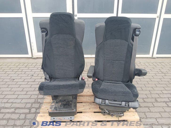 Stoelen set Mercedes A 960 910 76 01, Auto-onderdelen, Vrachtwagen-onderdelen, Gebruikt, Mercedes-Benz, Interieur en Bekleding