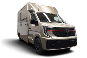 Vigo 2-paards horsetruck occasion uit 2024 met enkele cabine, Ophalen of Verzenden, Gebruikt