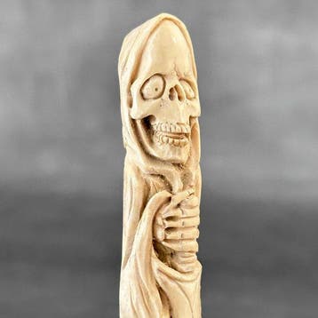 Snijwerk, NO RESERVE PRICE - Stunning grim reaper carving