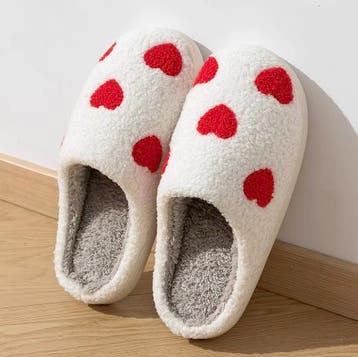 Hartjes Pantoffels | Pluche Gevoerd | Maat 36 tot 45, Verzenden, Nieuw, Pantoffels of Sloffen