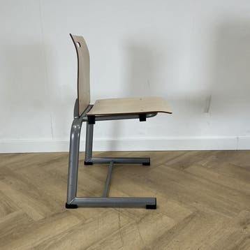 ahrend schoolstoel - stapelstoel, zithoogte 45 cm, ahorn, Huis en Inrichting, Stoelen, Ophalen of Verzenden, Gebruikt, Hout, Eén