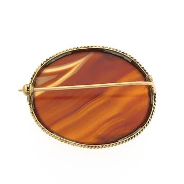 Antiek gouden broche met carneool bandagaat, Gebruikt, Overige kleuren, Ophalen of Verzenden, Met edelsteen