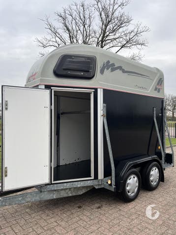 Prachtige Henra 1,5 paards! Met aluminium bodem!, Dieren en Toebehoren, Paarden en Pony's | Trailers en Aanhangwagens, Ophalen