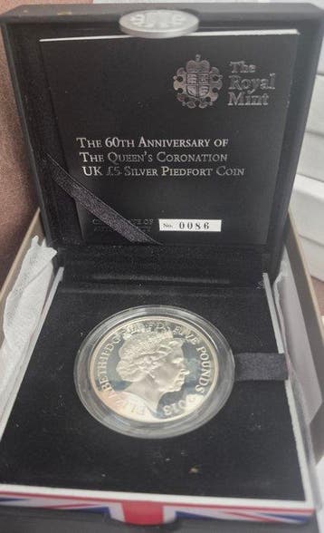 Verenigd Koninkrijk. 5 Pounds 2013 Queen Elizabeth II, Postzegels en Munten