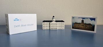 KLM-huisje - Bols - Delft Blue miniatuur van het Koninklijk, Antiek en Kunst