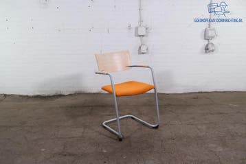 Tweedehands vergaderstoel donkeroranje gestoffeerd, Verzenden, Gebruikt