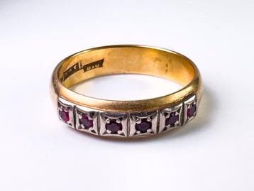 Ring - 18 karaat Geel goud - 0.36ct. tw. Robijn, Nieuw