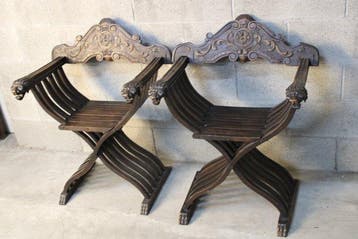 Stoel (2) - Hout - Antieke Savonarola-stoelen