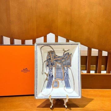 Hermès - Hermes gzuos - Asbak - Porselein - Hermes Sellier, Antiek en Kunst
