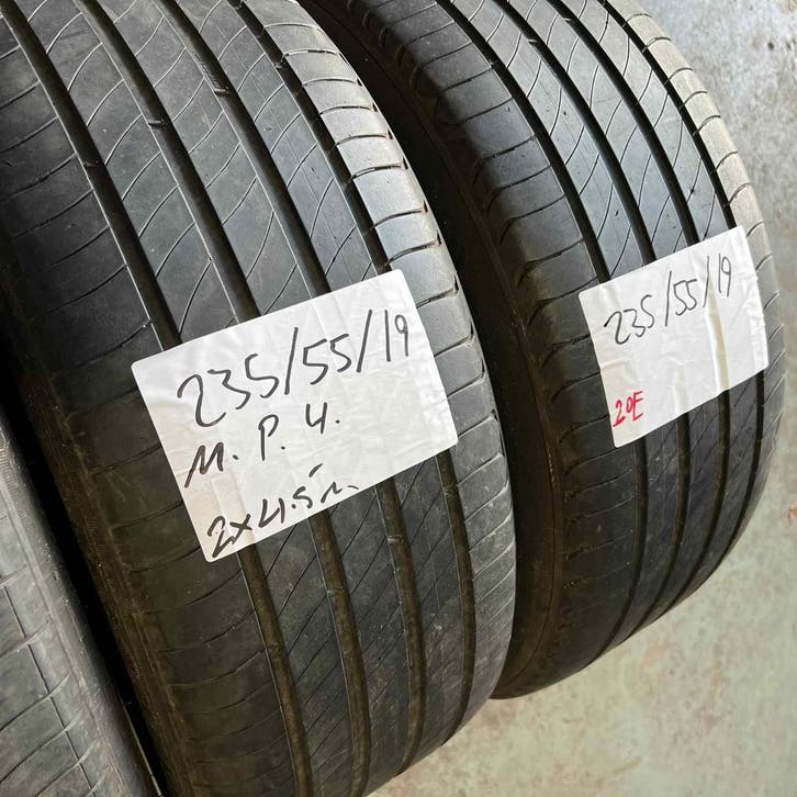 2 x Michelin Primacy 4 235-55-19 Zomerbanden 4,5mm, Auto-onderdelen, Banden en Velgen, 19 inch, Zomerbanden, 235 mm, Personenwagen