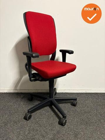 Ahrend 230 - Hoge rug  - Rode stoffering - Zwart voetkruis, Werkplek, Ophalen of Verzenden, Gebruikt, Stoel