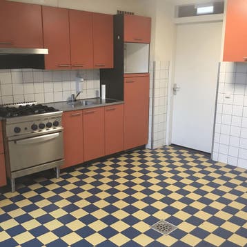 Anti-kraak in Waalwijk gevonden voor €300,- pm, Waalwijk