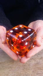 Baltic Amber Dice - Barnsteen - 5 cm - 5 cm (Zonder