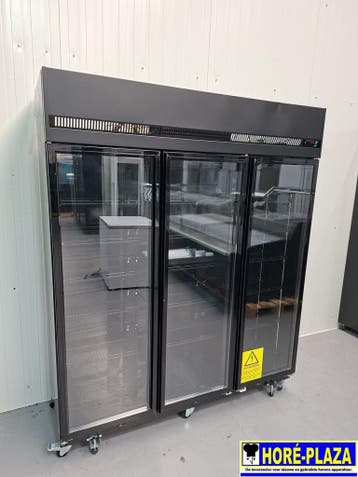 Glasdeur koelkast 3-deurs | Zwart | Combisteel 1180L, Nieuw zonder verpakking, Koelen en Vriezen