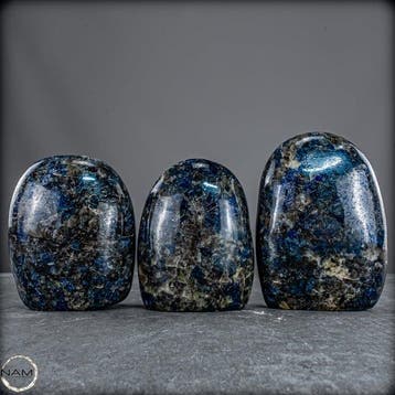 Exclusieve blauw-cordierietset uit Madagaskar – Fascinerende