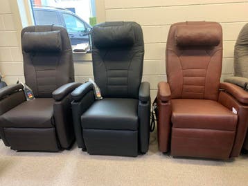 sta op stoel relax fauteuil relaxfauteuil staopstoel, Verzenden, Zo goed als nieuw, Leer, Gratis bezorging regio Utrecht 