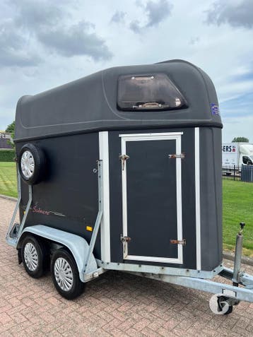 Leuke Hotra 1,5 Paards paardentrailer!, Ophalen, Zo goed als nieuw, 1½-paards trailer