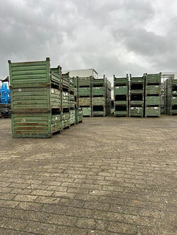 Stapelbak met klep, Stapelbaar, Stalen bak, Stapelbakken,, Ophalen, Gebruikt, 100 cm of meer, 60 cm of meer