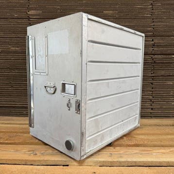 Driessen Aviation - TUI Group - Container - Thomason Fly