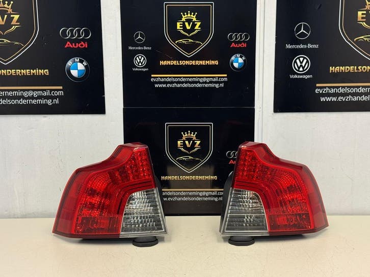 Volvo S40 2.0i  achterlicht set rechts en links bj.2009, Auto-onderdelen, Verlichting, Gebruikt, Volvo