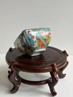 Kom - Chinees porseleinen kom met Guangxu-regeermerk., Antiek en Kunst