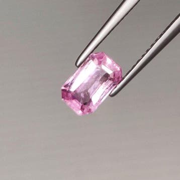 Zonder minimumprijs Roze Saffier - 1.38 ct - nternational, Nieuw