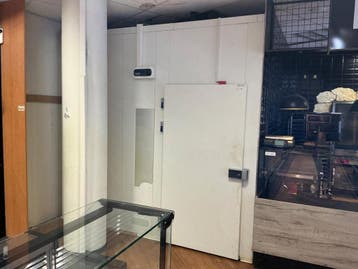 koelcel 280x350x279 cm met rails vleeshaken, Zakelijke goederen, Nieuw in verpakking