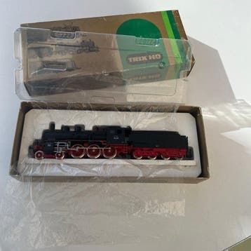 Trix International H0 - 2409 - Stoomlocomotief met tender, Nieuw