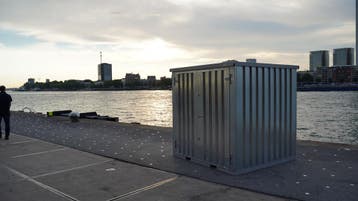 MOET WEG | Zeecontainer | Zelfbouwcontainer | containerunit, Zakelijke goederen