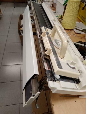 Afdekkap  breimachine voorbed, Nieuw, Breien, Machine