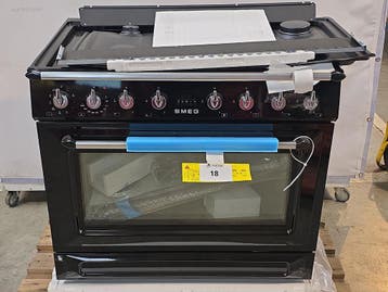 Fornuis Smeg TR90GMBL, Huis en Inrichting, Nieuw