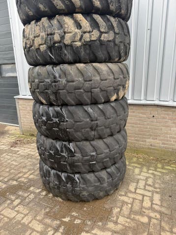 455/70R24 Dunlop SPT9