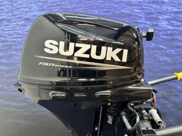 “ Suzuki 20 pk buitenboordmotor | El Tilt | 1e Eigenaar “, 10 tot 30 pk, Viertaktmotor, Ophalen of Verzenden, Zo goed als nieuw