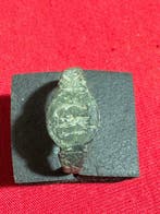 Laat-Romeins / Vroeg-Byzantijns Brons vingerring (Zonder