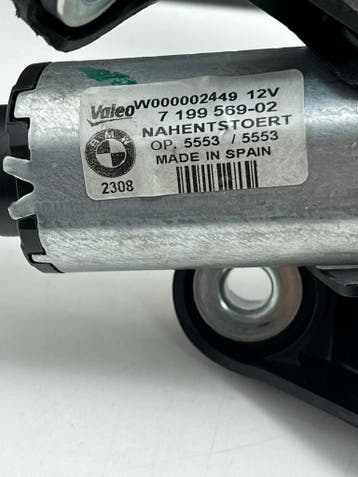Ruitenwisser motor achter BMW 1 serie bj.2008 Artnr719956902, Gebruikt, BMW