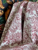 Dubbelbrede stof toile de Jouy rood voor decoratie en, Antiek en Kunst, Curiosa en Brocante