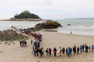 Martin Parr (1952–) - St Michaels Mount. Cornwall, England,