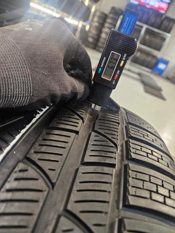 275/45/18 103V Pirelli Sottozero NO Winter240 6,7mm Profiel, Ophalen, 18 inch, Gebruikt, 275 mm