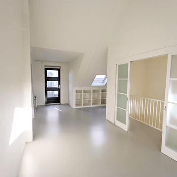 Appartement in Almere gevonden voor €1095,- pm, Huizen en Kamers, Huizen te huur, Direct bij eigenaar, Almere, Appartement, Almere