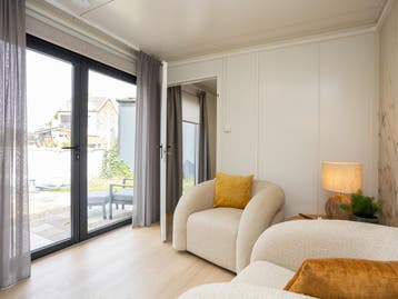 Tijdelijk woonunit Berlijn 9x3M met douche – wees snel, Nieuw