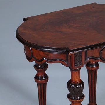 kordate Willem III bijzettafel in noten met zwart bijzonder, Ophalen of Verzenden