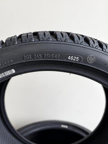 4x 255/35 R19 ALL SEASON – €340,- INCL. GRATIS MONTAGE, 255 mm, Nieuw, All Season, Band(en)