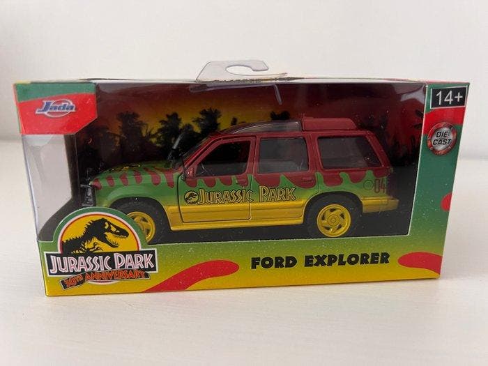 Jada - Diorama Ford Explorer, Hobby en Vrije tijd, Modelauto's | 1:5 tot 1:12