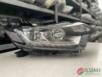 MITSUBISHI OUTLANDER III 3 LIFT VOLL LED RECHTS 8301c8, Verzenden, Gebruikt, Mitsubishi