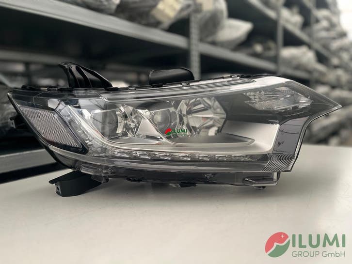 MITSUBISHI OUTLANDER III 3 LIFT VOLL LED RECHTS 8301c8, Auto-onderdelen, Verlichting, Gebruikt, Mitsubishi, Verzenden