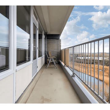Kamer in Zaandam gevonden voor €1300,- pm, 50 m² of meer, Overige regio's
