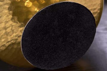 Design taartplateau ORIENT 65cm goud in wild hammer finish, Huis en Inrichting, Ophalen of Verzenden, Nieuw