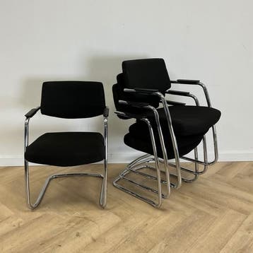 Markant vergaderstoel / stapelstoel,  zwart - chroom, Ophalen of Verzenden, Gebruikt, Stof, Eén