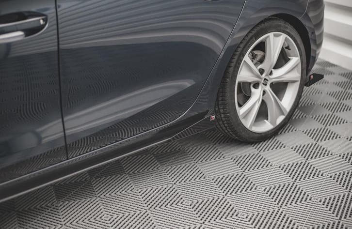 Maxton Side Flaps Seat Leon FR Mk4, Auto diversen, Tuning en Styling, Verzenden